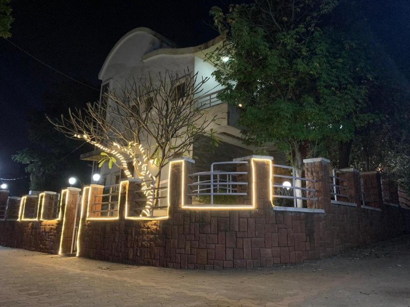 Services - Healthcare / Fitness