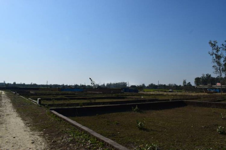 Real Estate - Land / Plots for Sale