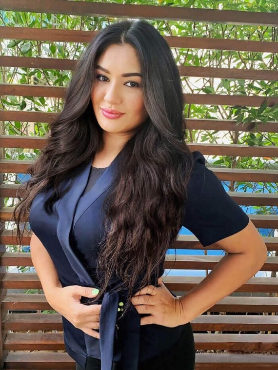 Services - Parlor / Salons