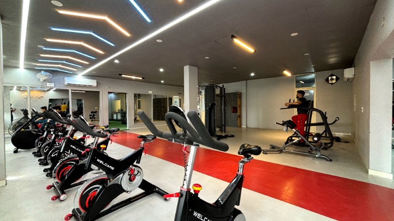 Optimize Your Fitness Goals with Premium Gym Services at Titan Fitness Kharar