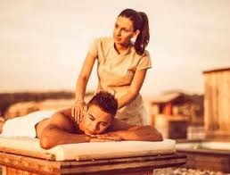 Services - Parlor / Salons