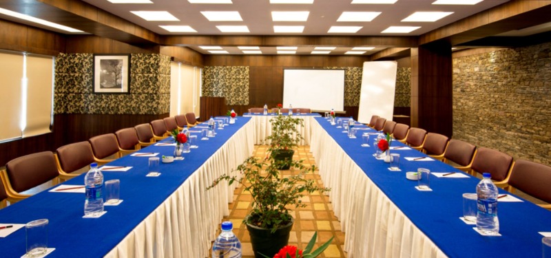 Services - Hotels / Resorts